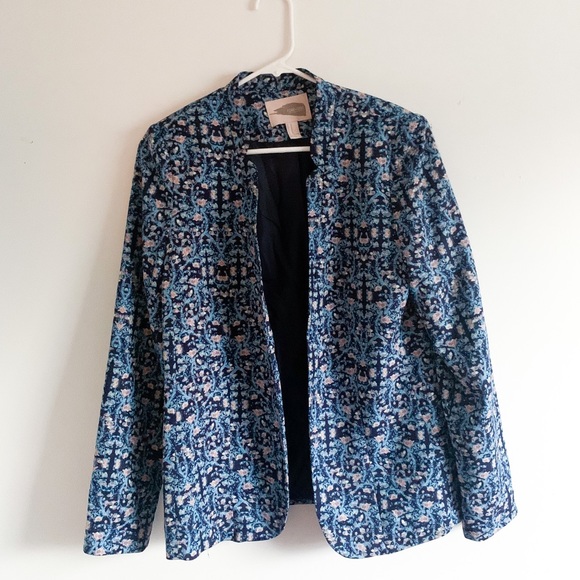 Forever 21 Jackets & Blazers - Floral blazer Forever21